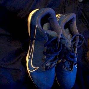Size 7 Nike color cleats